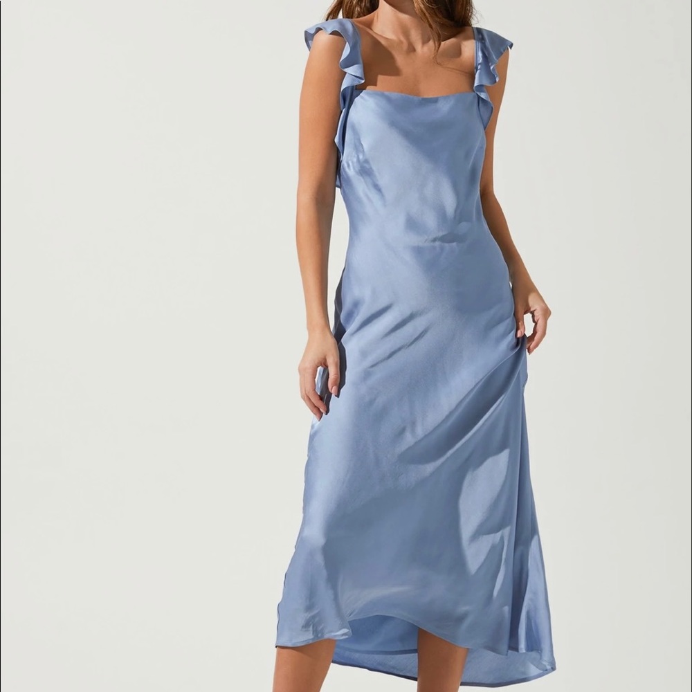 Astr the label satin dress